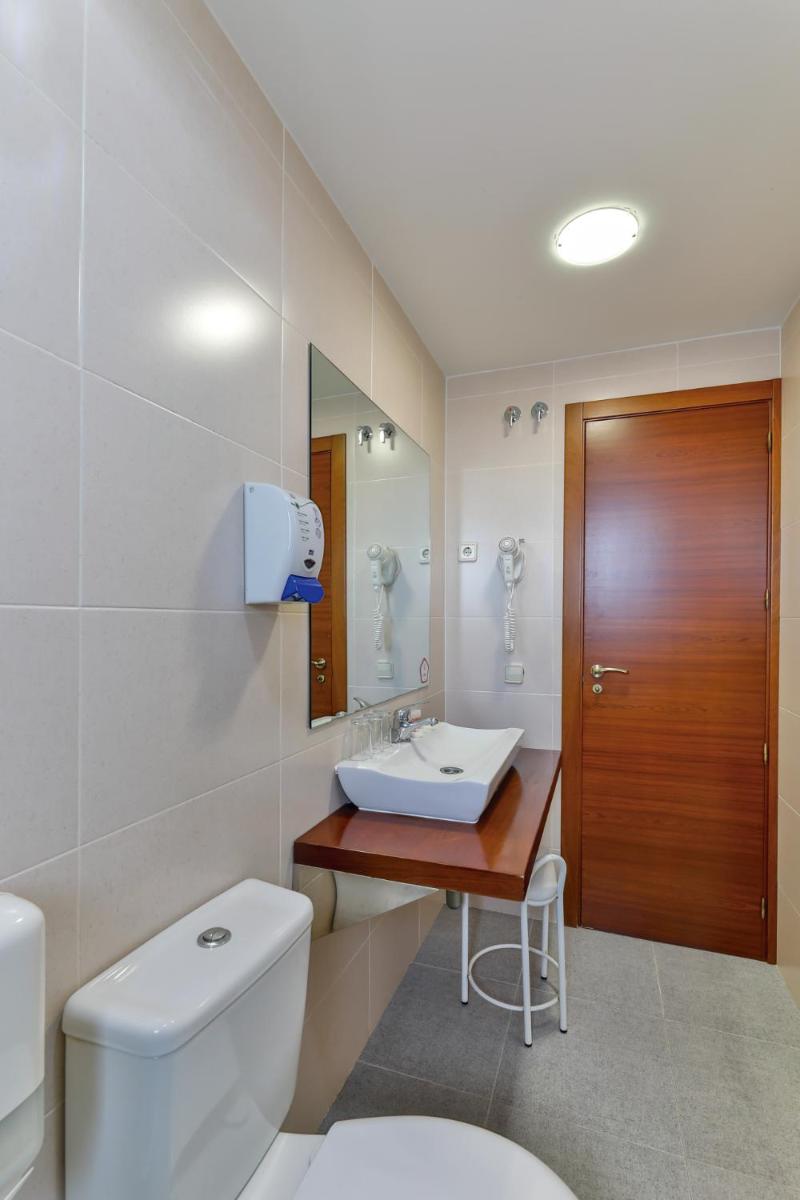 Hotel Mavi - Housity