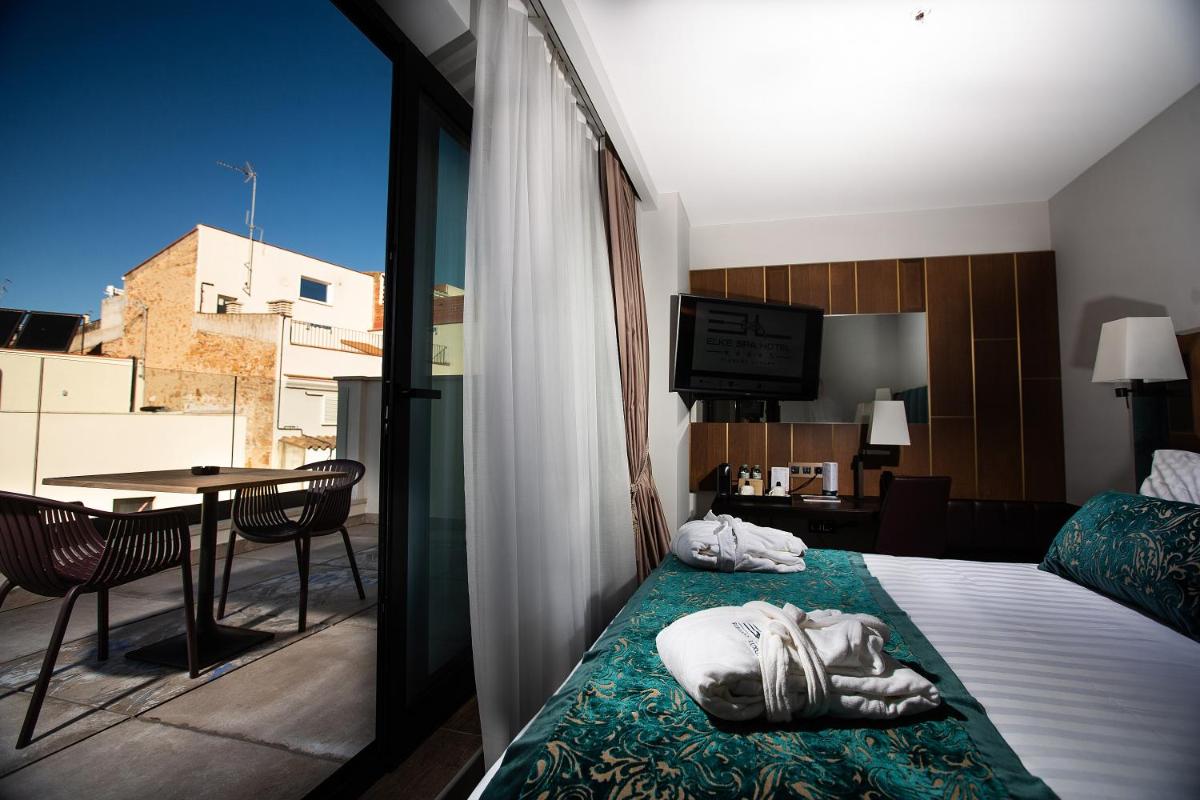 Cama o camas de una habitación en Boutique Hotel Élke Spa Superior