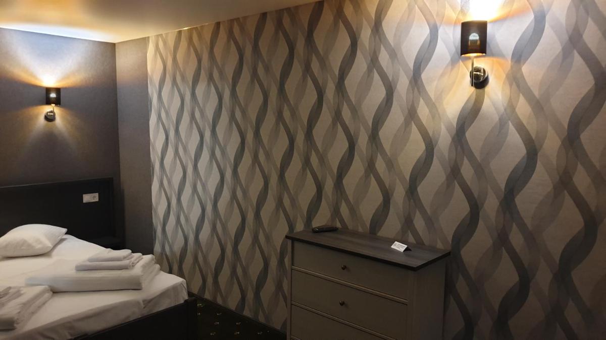 River Park hotel - Housity