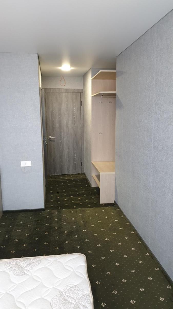 River Park hotel - Housity