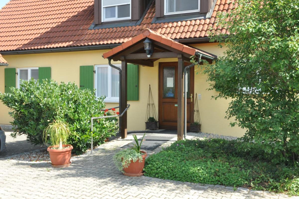 Ferienwohnung Gäste Oase - Housity