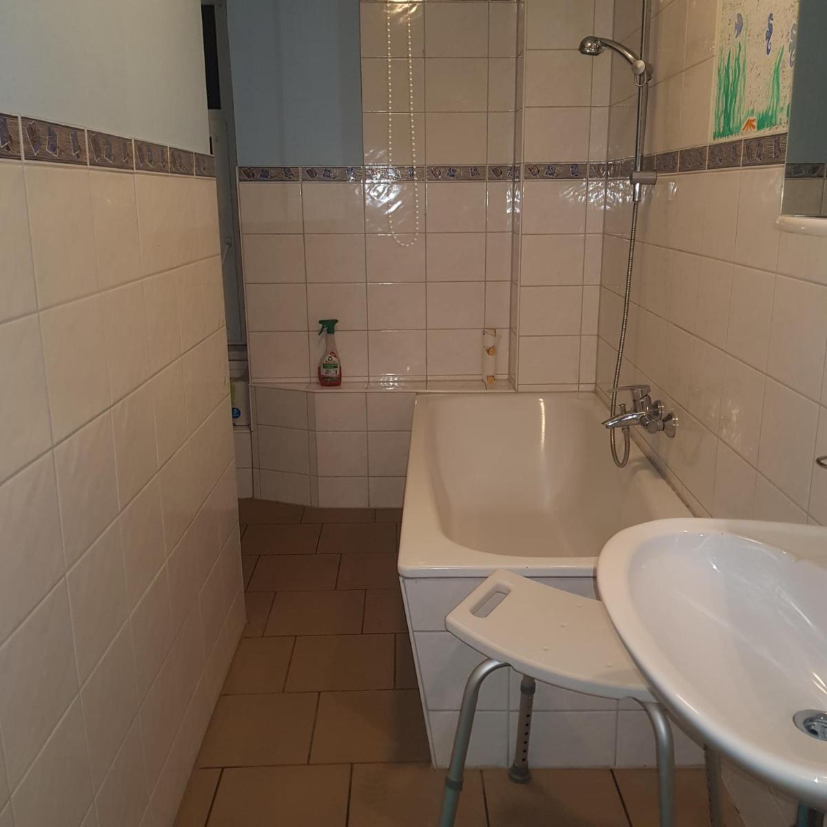 Ferienwohnung Wettin am Petersbrunnen - Housity