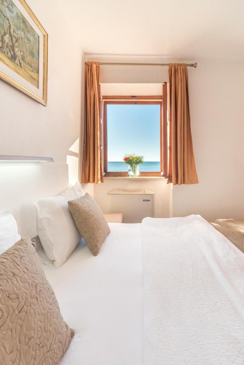 R club Apartments Old Town Budva - Housity