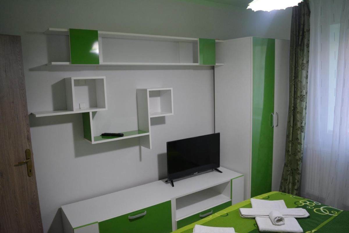 Green rooms Hunedoara - Housity