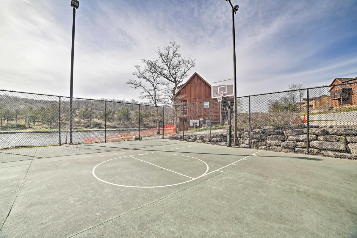 Luxurious StoneBridge Lodge with Resort Amenities! - Housity