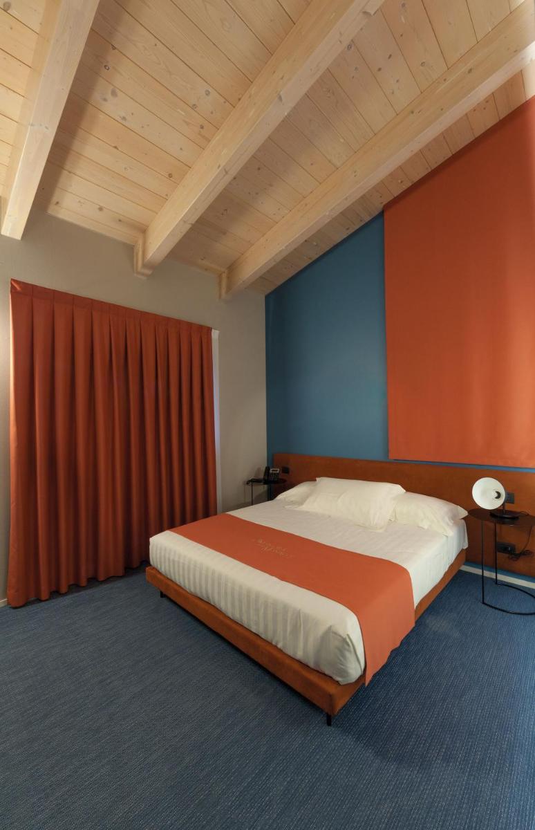 Hotel Dimora Del Monaco - Housity