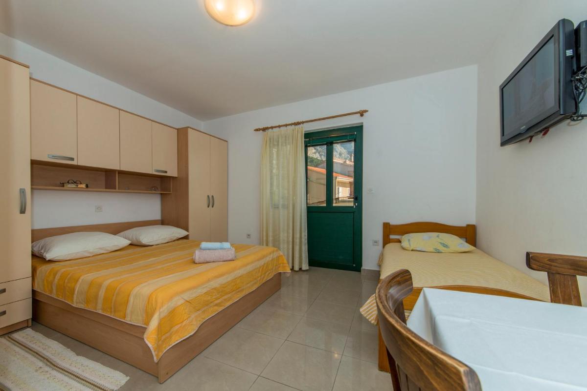 Apartment Villa Bešker - Housity