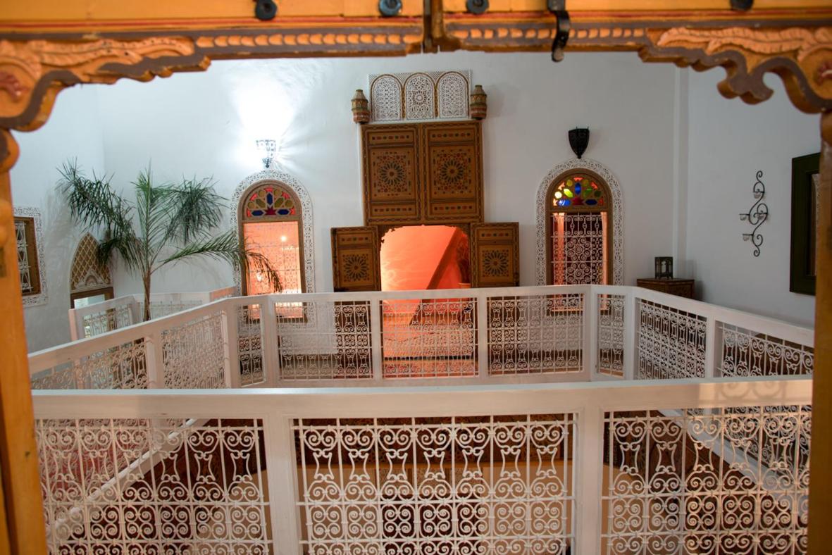 Riad Safir - Housity
