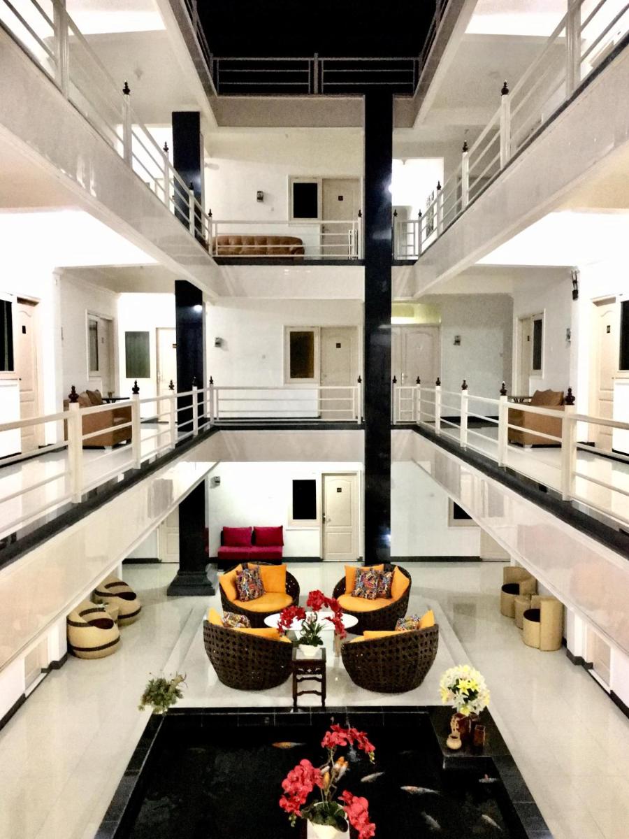 Gading Guest House - Housity