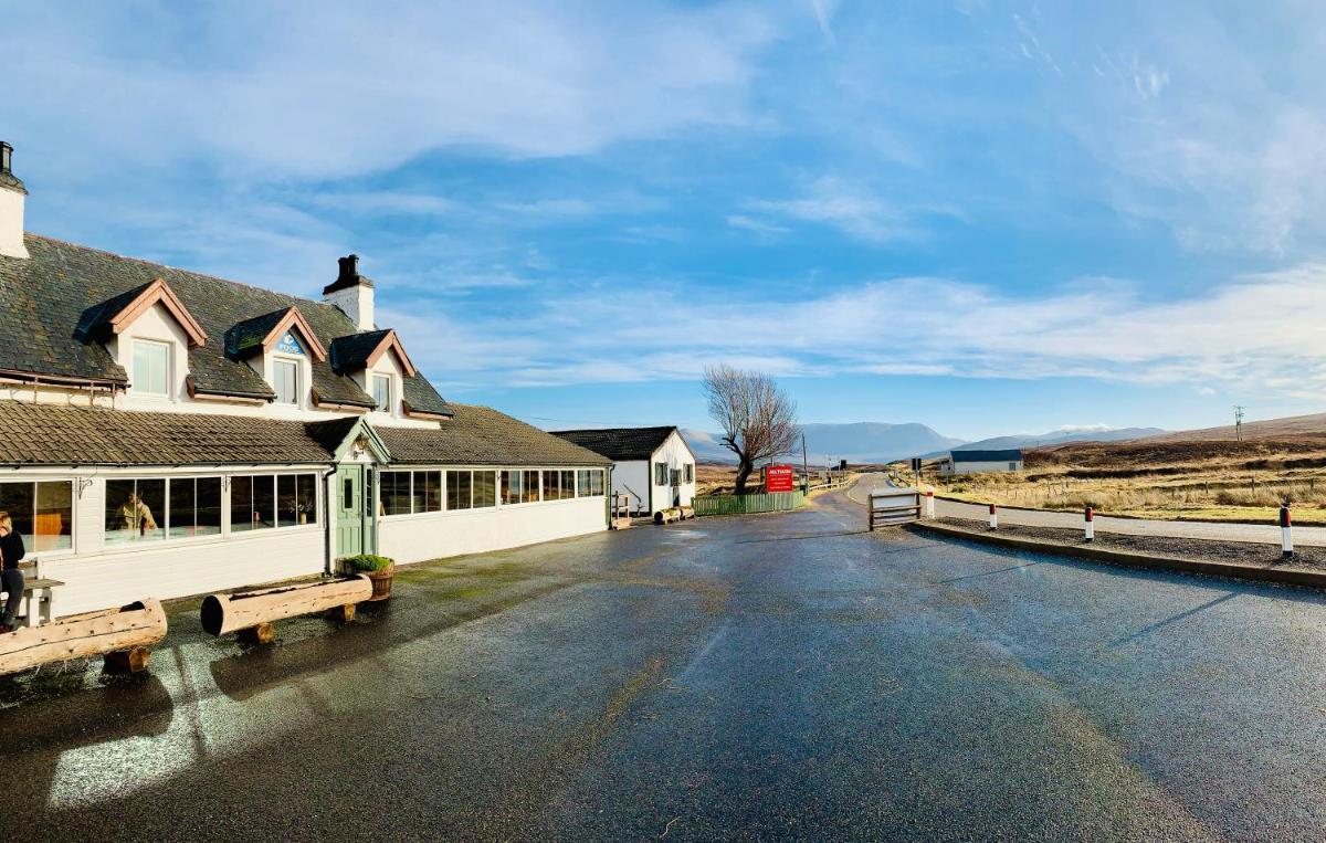 Aultguish Inn - Housity
