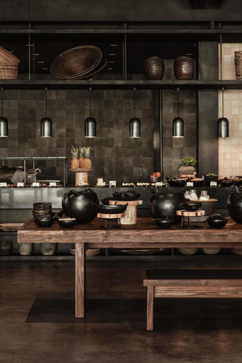 Comida en o cerca de este hotel