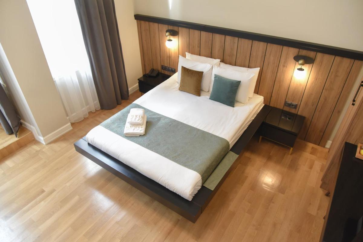 LUXIR HOTEL - Housity