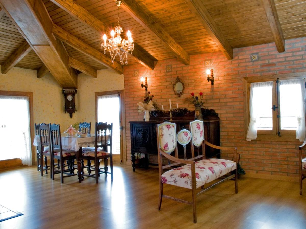 CASA RURAL VILLA DE VERA - Housity
