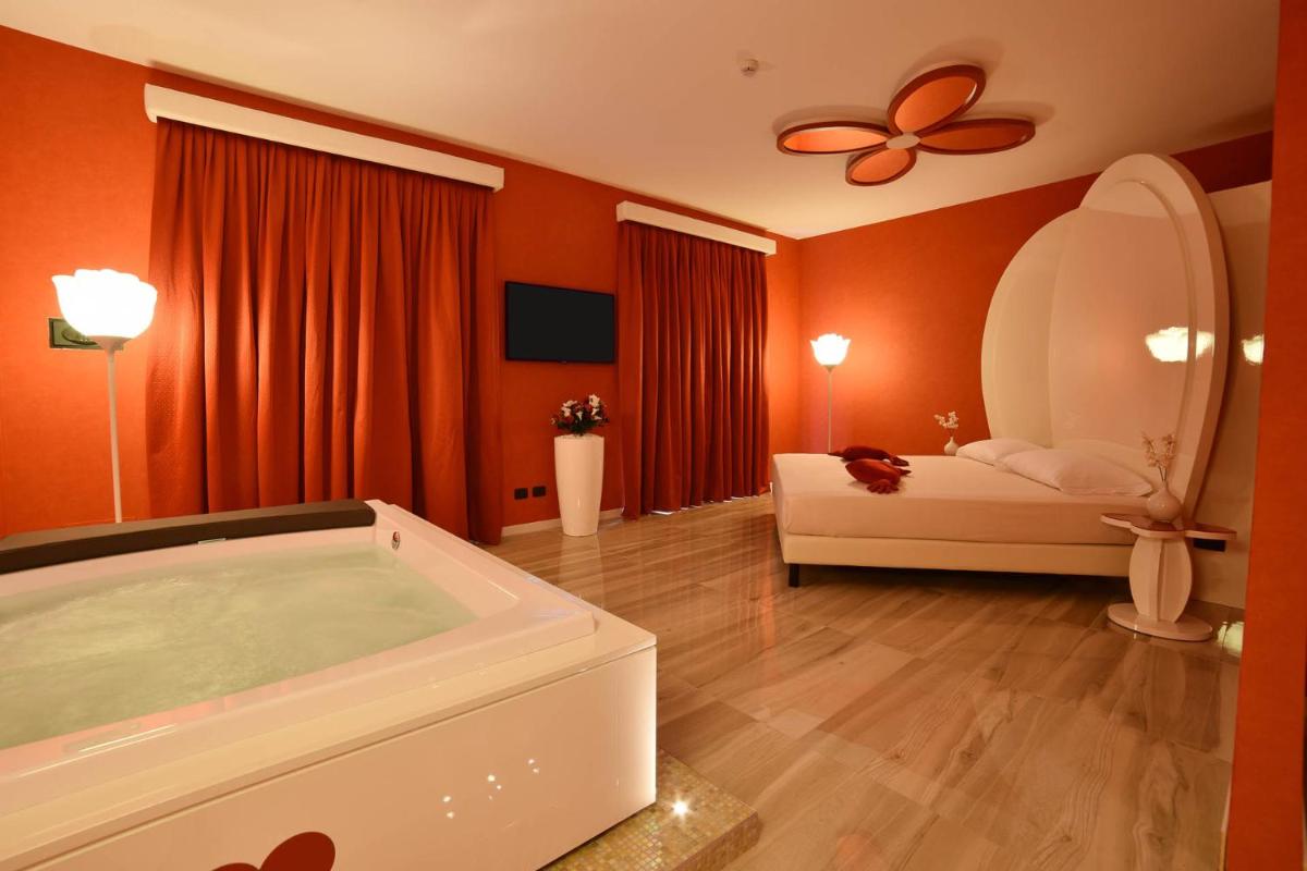Sweet Motel - Housity
