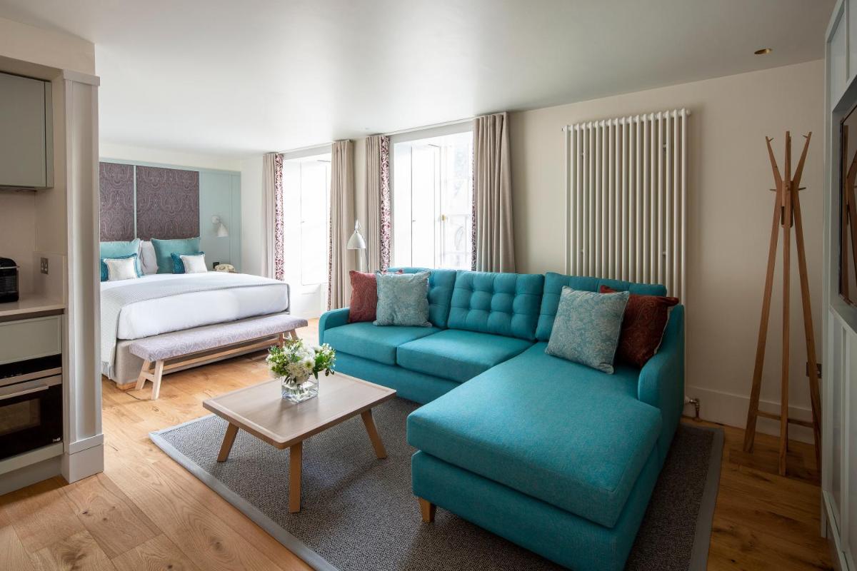 Cheval Abbey Strand Apartments, at Holyrood - Hizvo