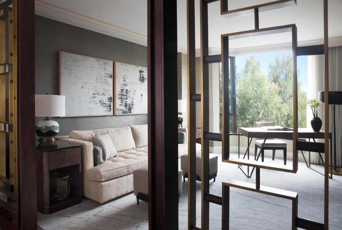 Four Seasons Boston - Housity