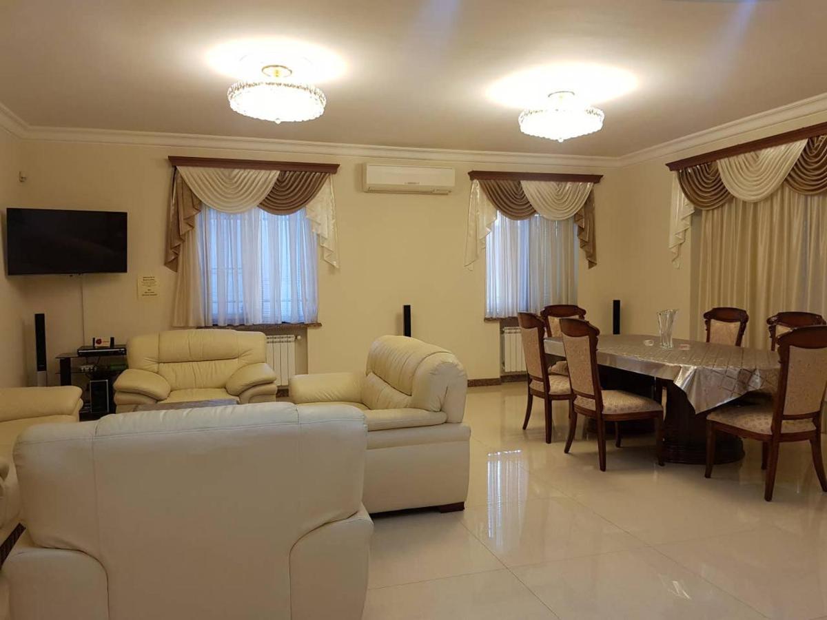 Luxury Villa in Armenia - Housity