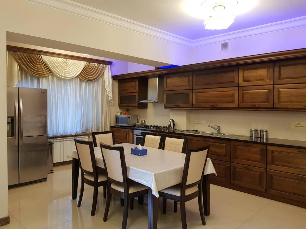 Luxury Villa in Armenia - Housity