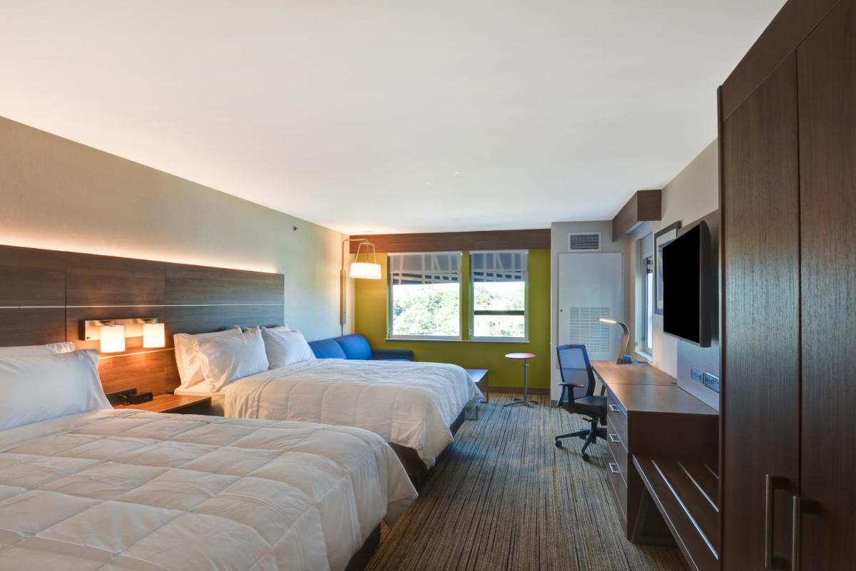 Holiday Inn Express Boston, an IHG Hotel - Housity