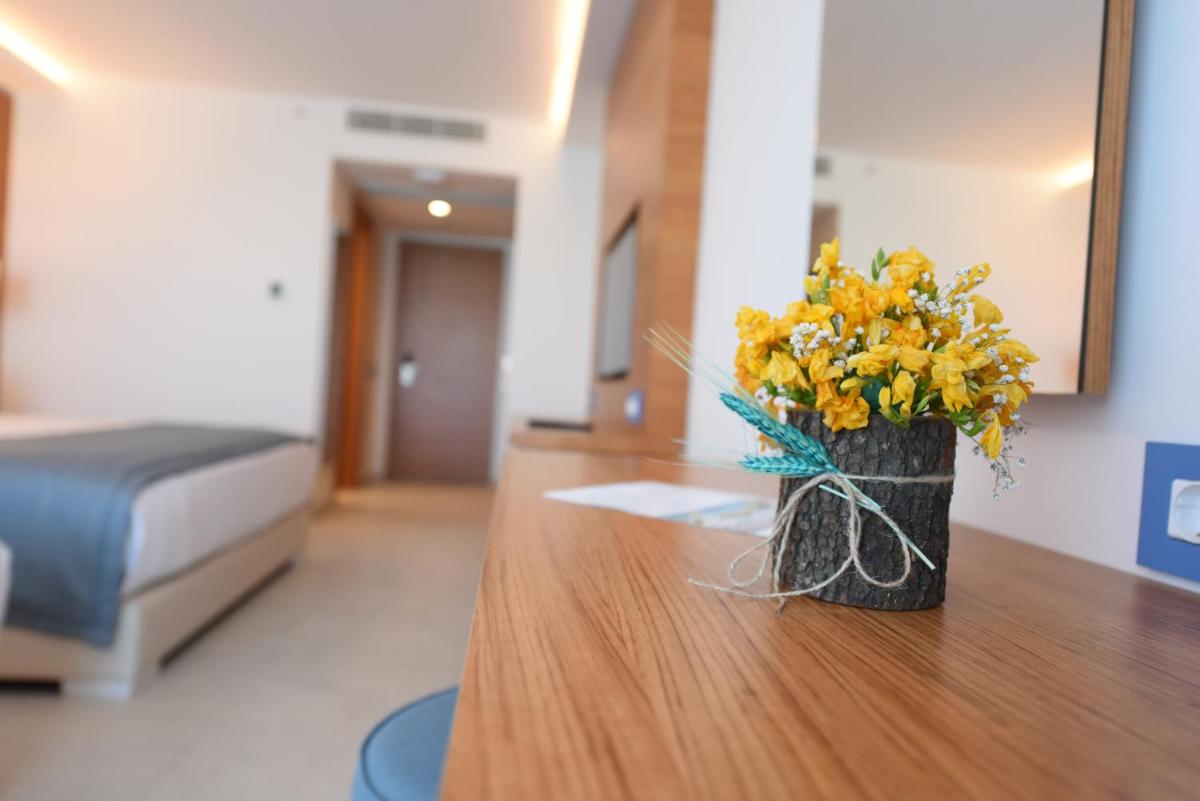 INFINITY BY YELKEN AQUAPARK&RESORTS KUŞADASI - Housity