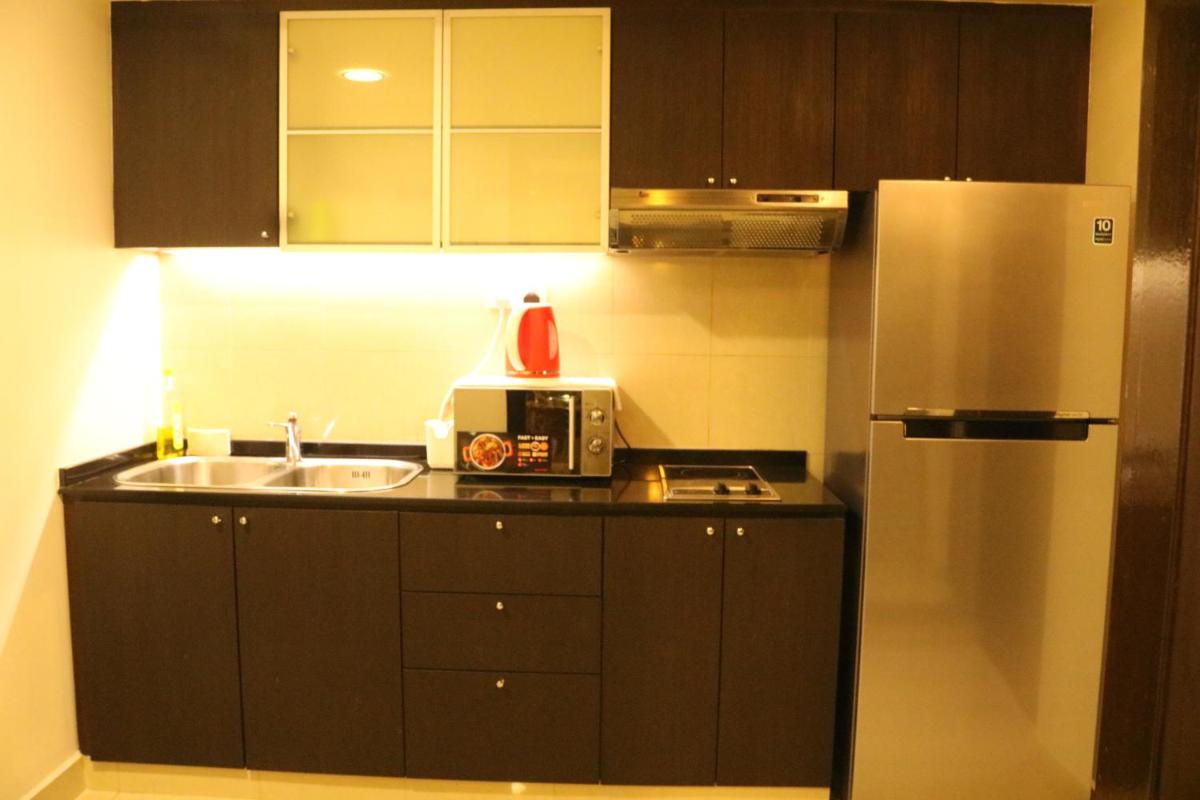 Raintree Resort Suites - Housity