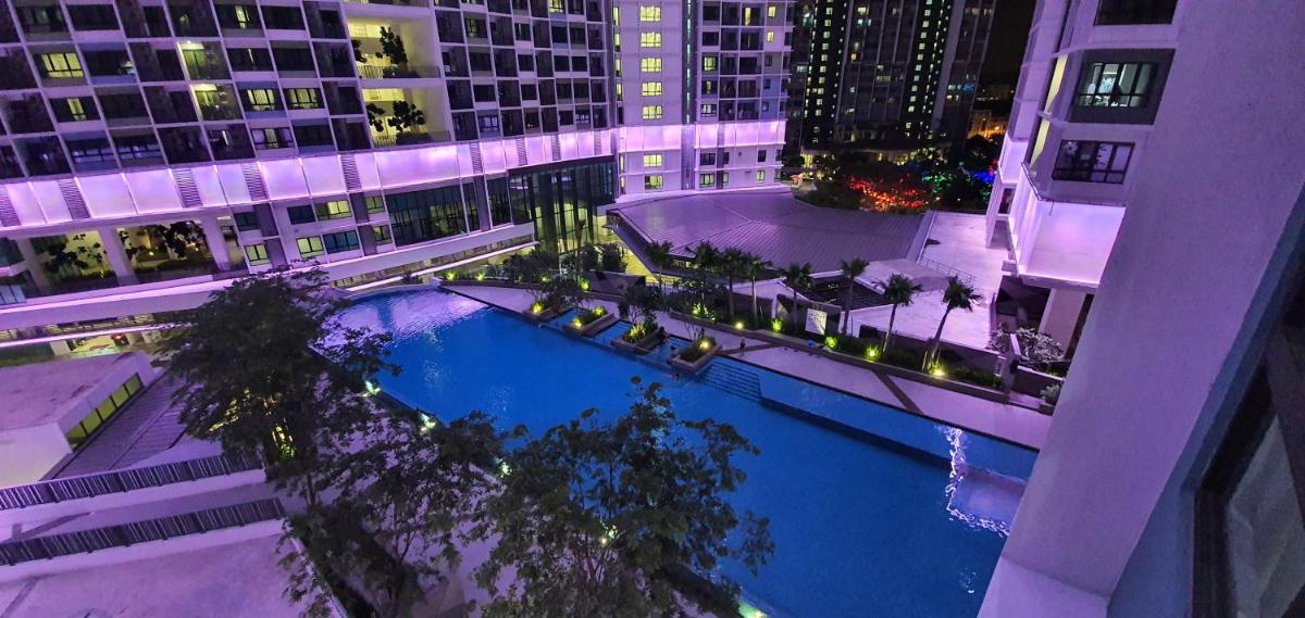 Q Suite at i-City - Housity