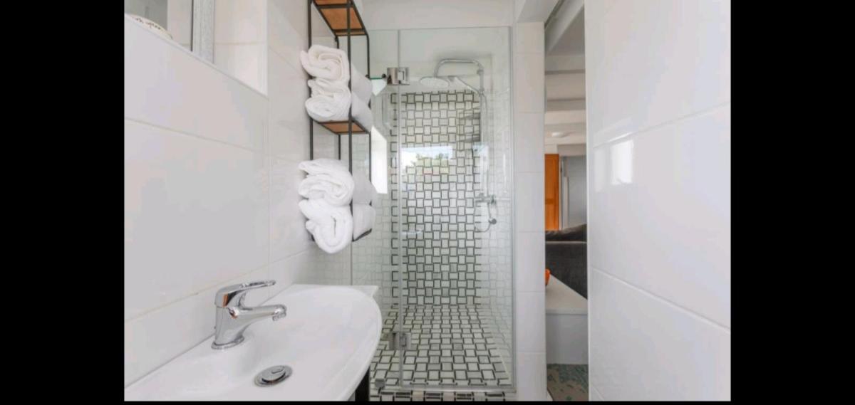 Antilles on Beach - Housity
