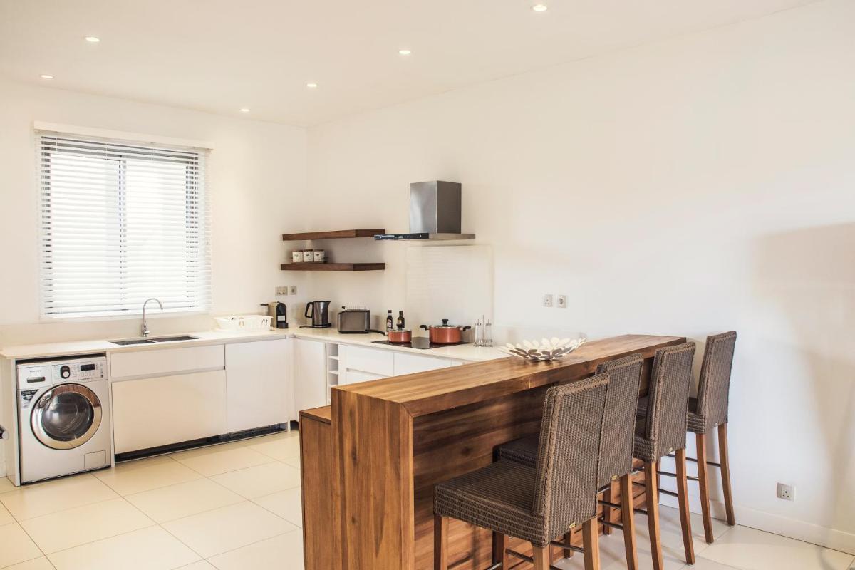2 bedrooms charming apartment, West Island Resort - Housity