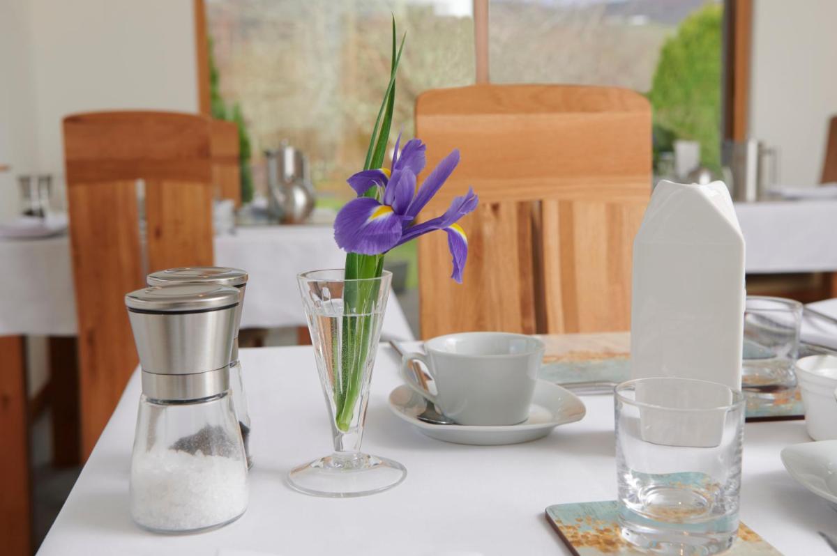 Woodlands Bed & Breakfast - Housity