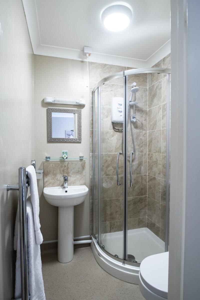 The Causeway Guest House - Housity