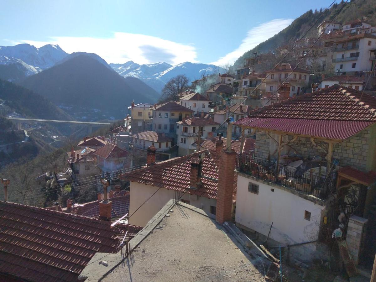 Balkone in Montagna (Μπαλκόνι στο Βουνό ) - Housity