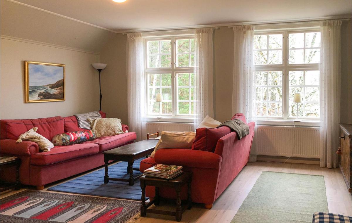 3 Bedroom Beautiful Home In Mantorp - Housity