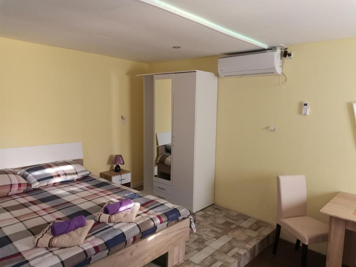 Apartman Andjela 2 - Housity