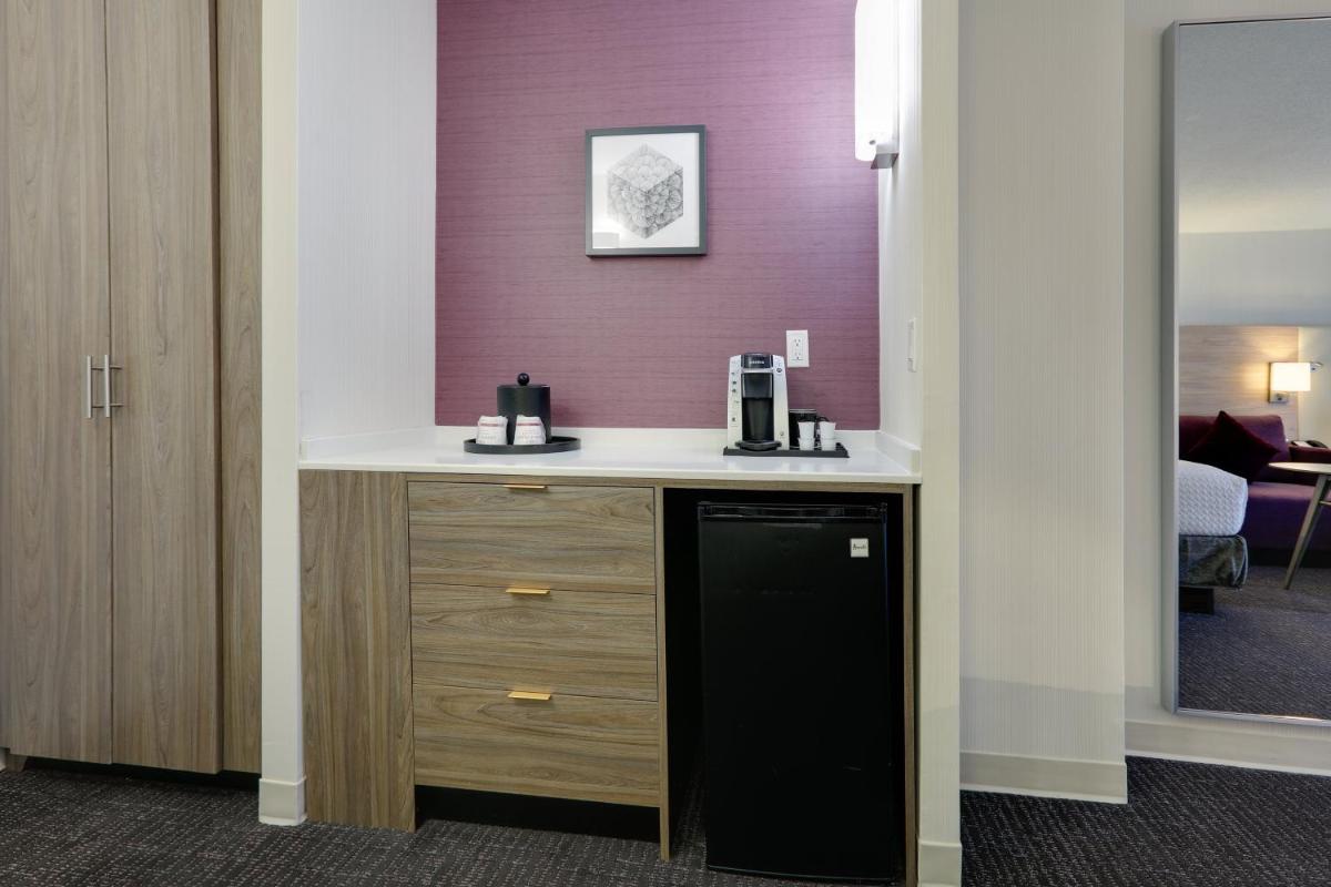 Crowne Plaza Hotel Dallas Downtown, an IHG Hotel - Housity