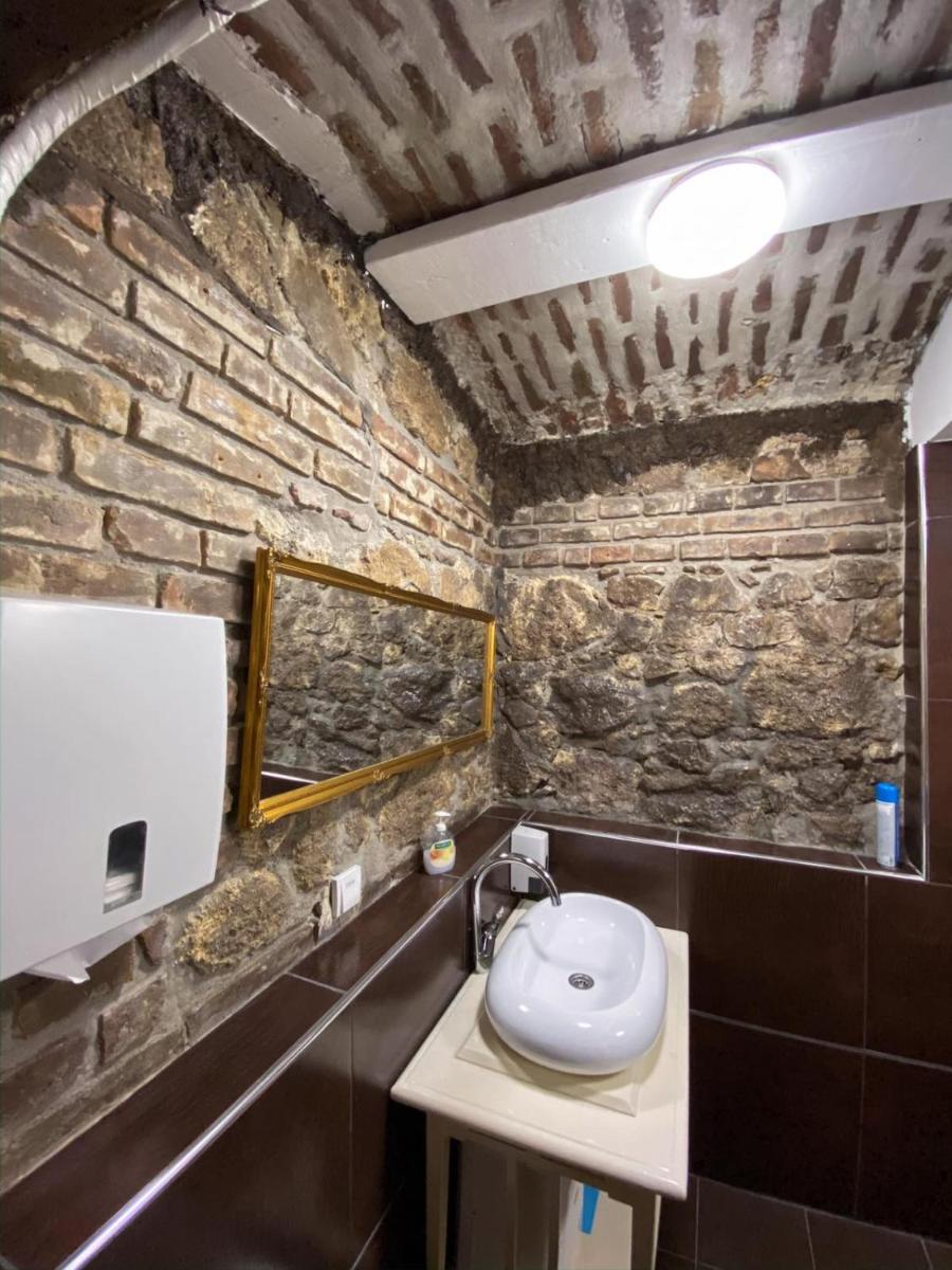 Apartments HOUSE OF THE GREATS Skadarlija - Housity