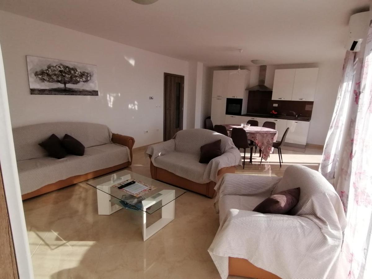 Marina - Housity