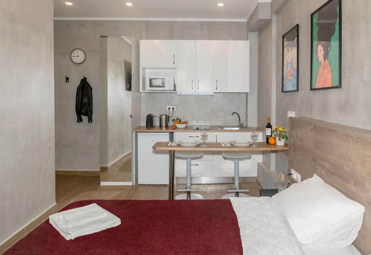 Stylish Loft In Athens VIPGreece - Housity