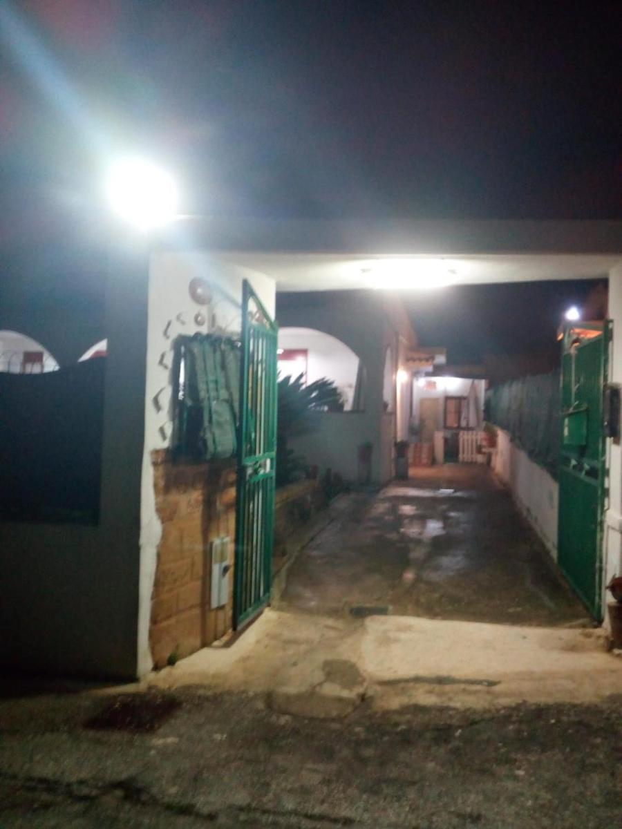 Casa vacanza LA GIARA - Housity