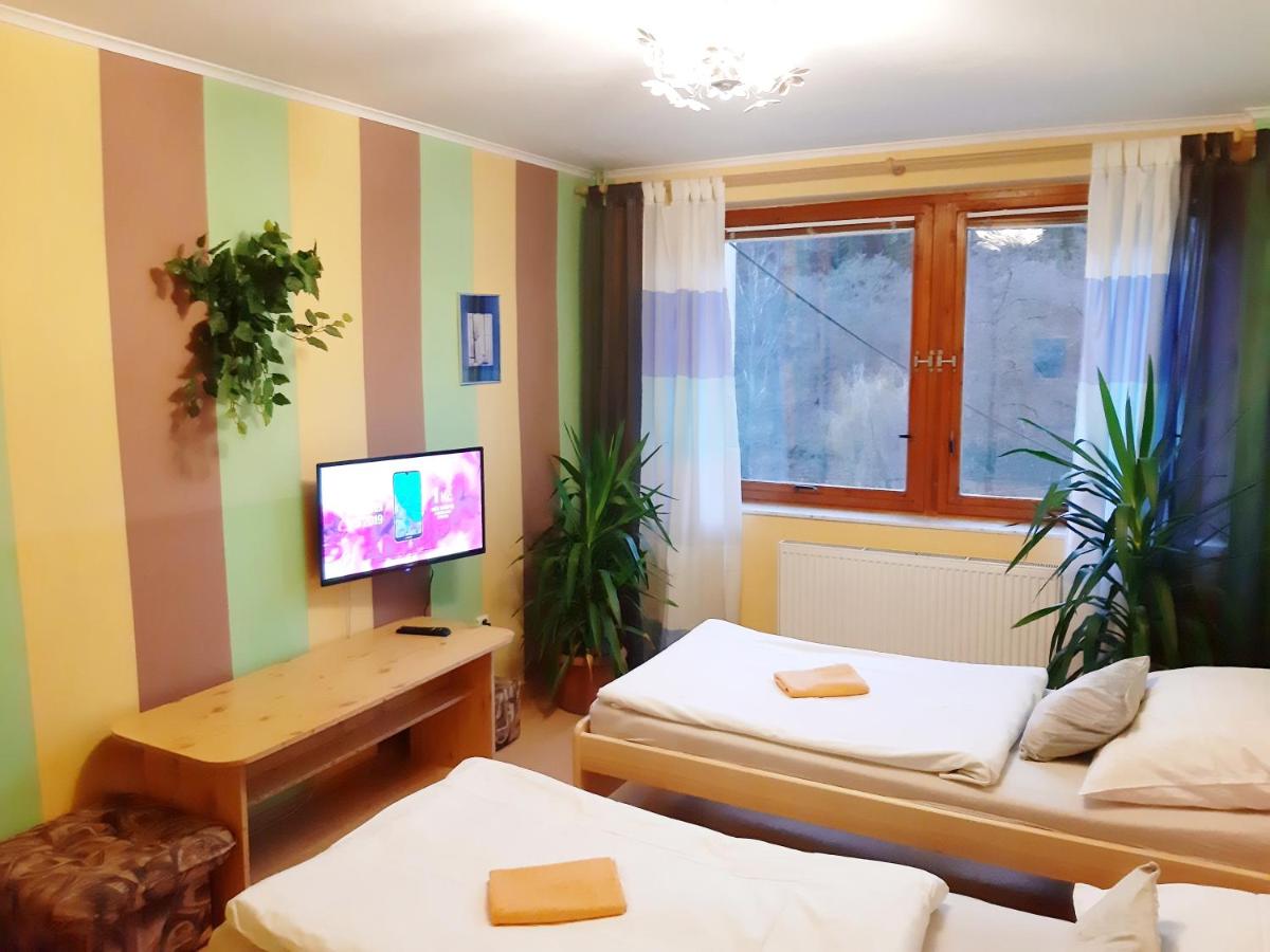 Penzion Havaj - Housity