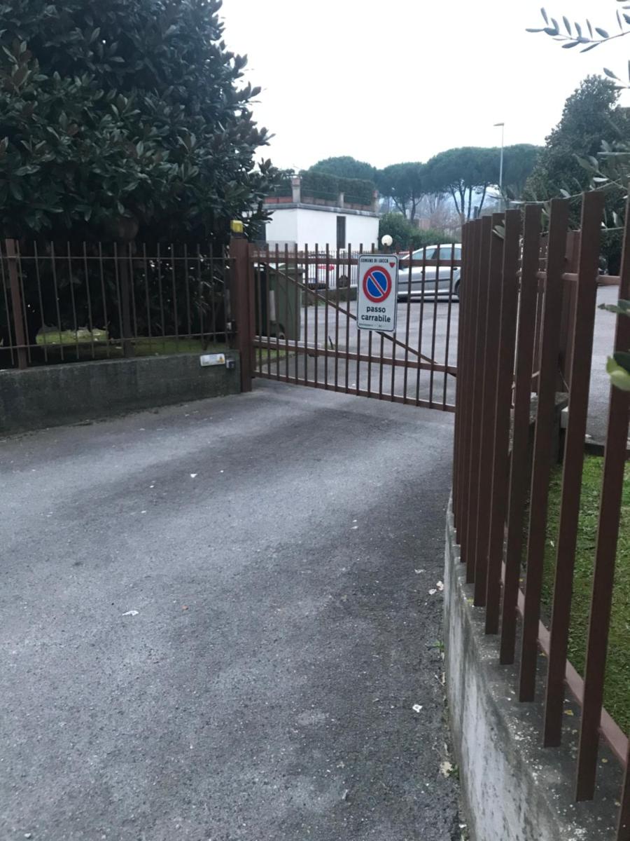 lucio's apartment parcheggio privato - Housity