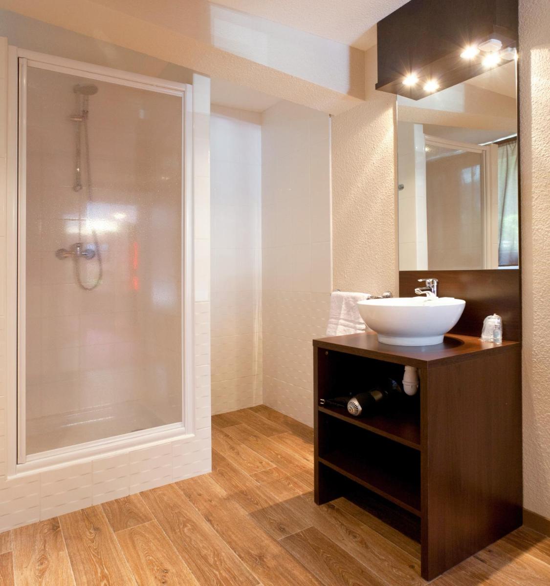 Salle de bains dans l'établissement SOWELL HOTELS Mont Blanc et SPA