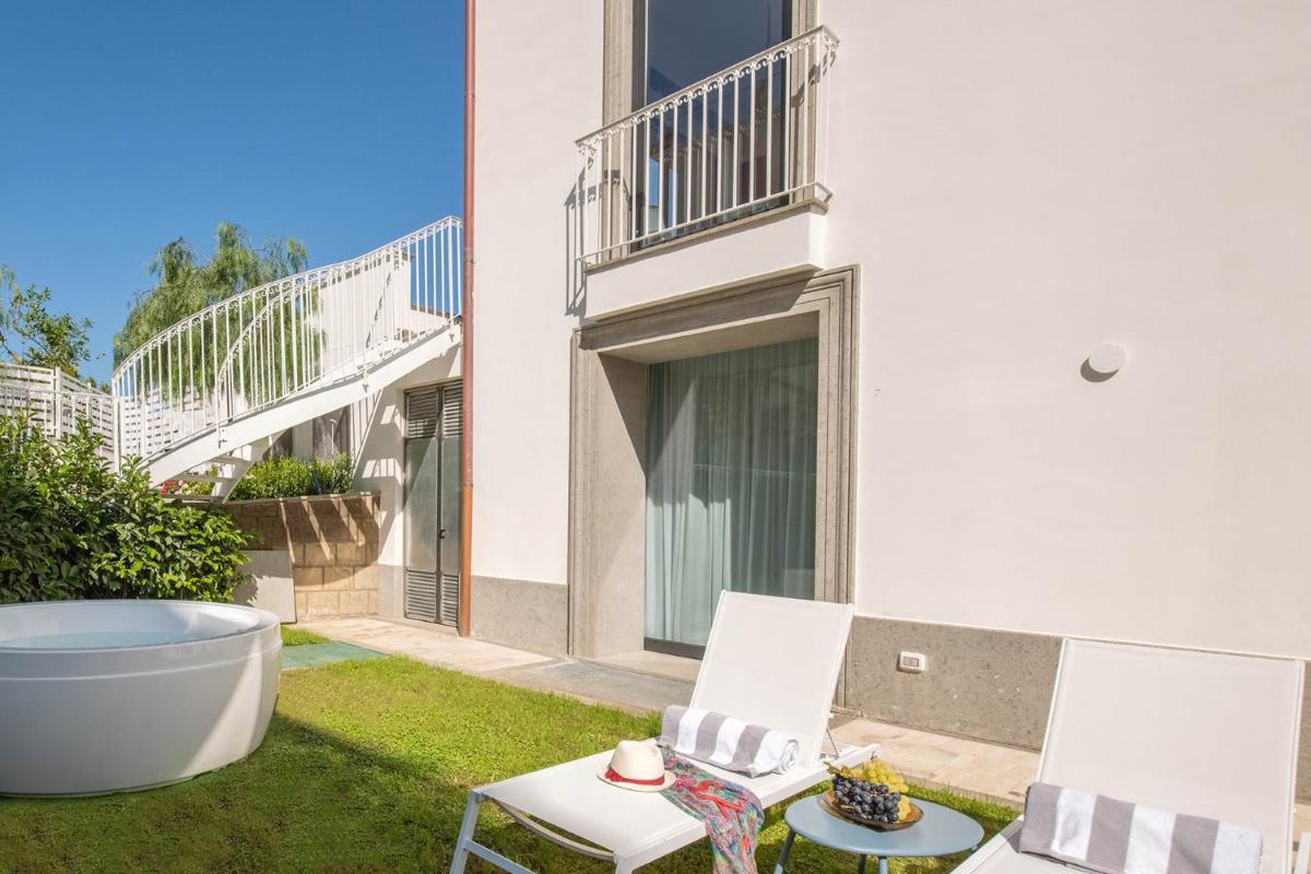 Suite Plumbago - Housity