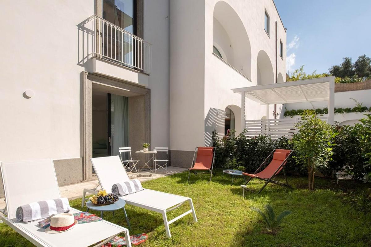 Suite Plumbago - Housity
