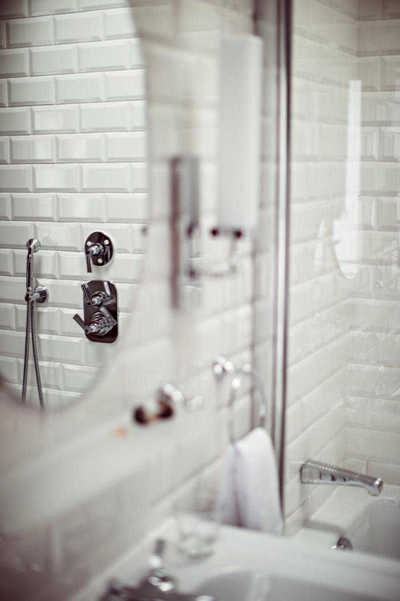 Salle de bains dans l'établissement Monsieur Cadet Hotel & Spa