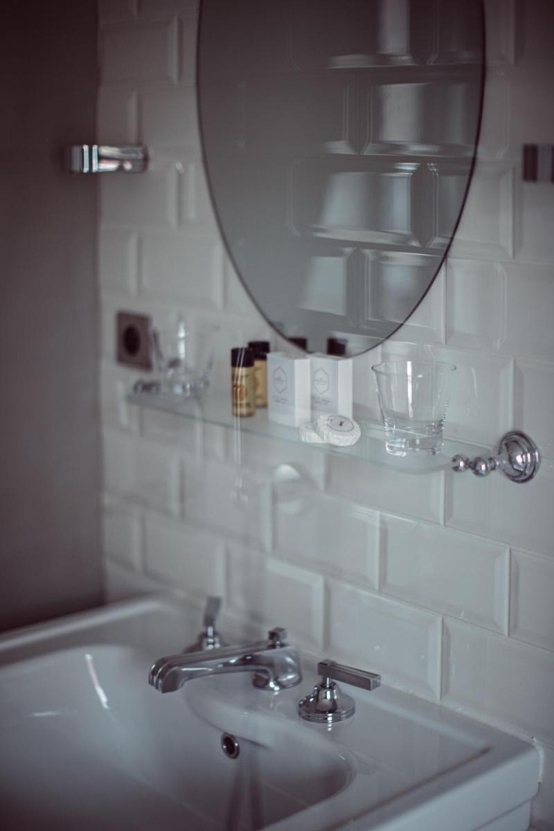 Salle de bains dans l'établissement Monsieur Cadet Hotel & Spa