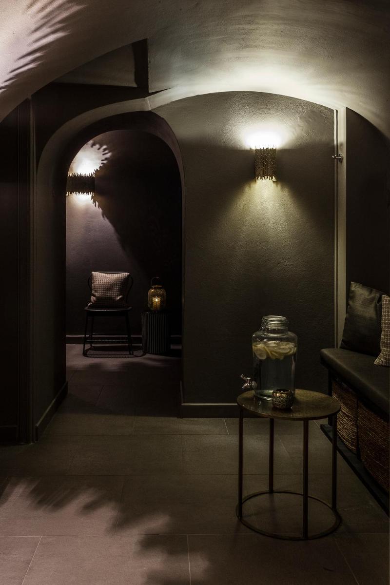 Coin salon dans l'établissement Monsieur Cadet Hotel & Spa