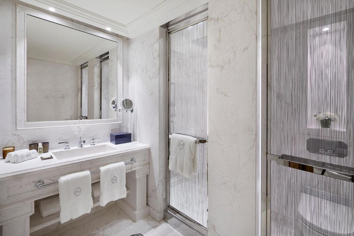 Salle de bains dans l'établissement Maison Villeroy