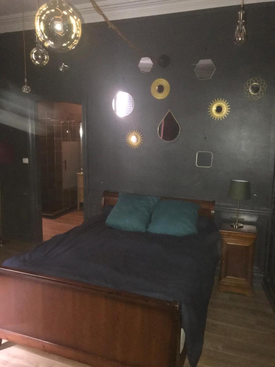 Chambre privée totalement indépendante au cœur de la ville - Housity