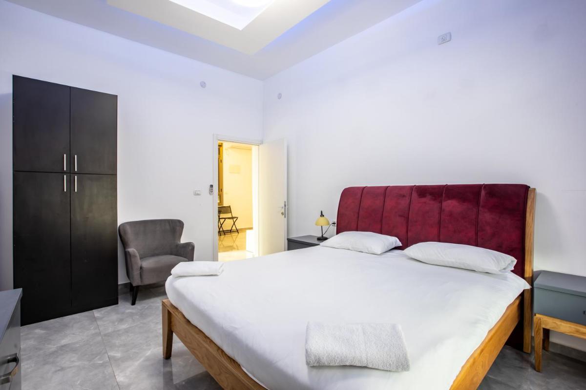 Boutique Sea Residence by the beach - Housity