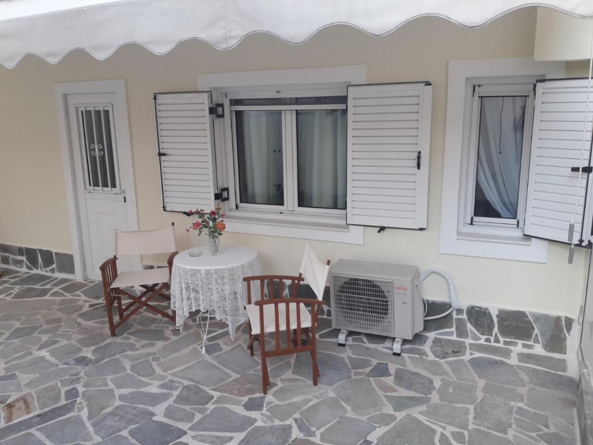 Suitetrails - NN Deluxe room near Athens airport